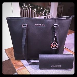 Authentic Michael Kors Tote with matching wallet